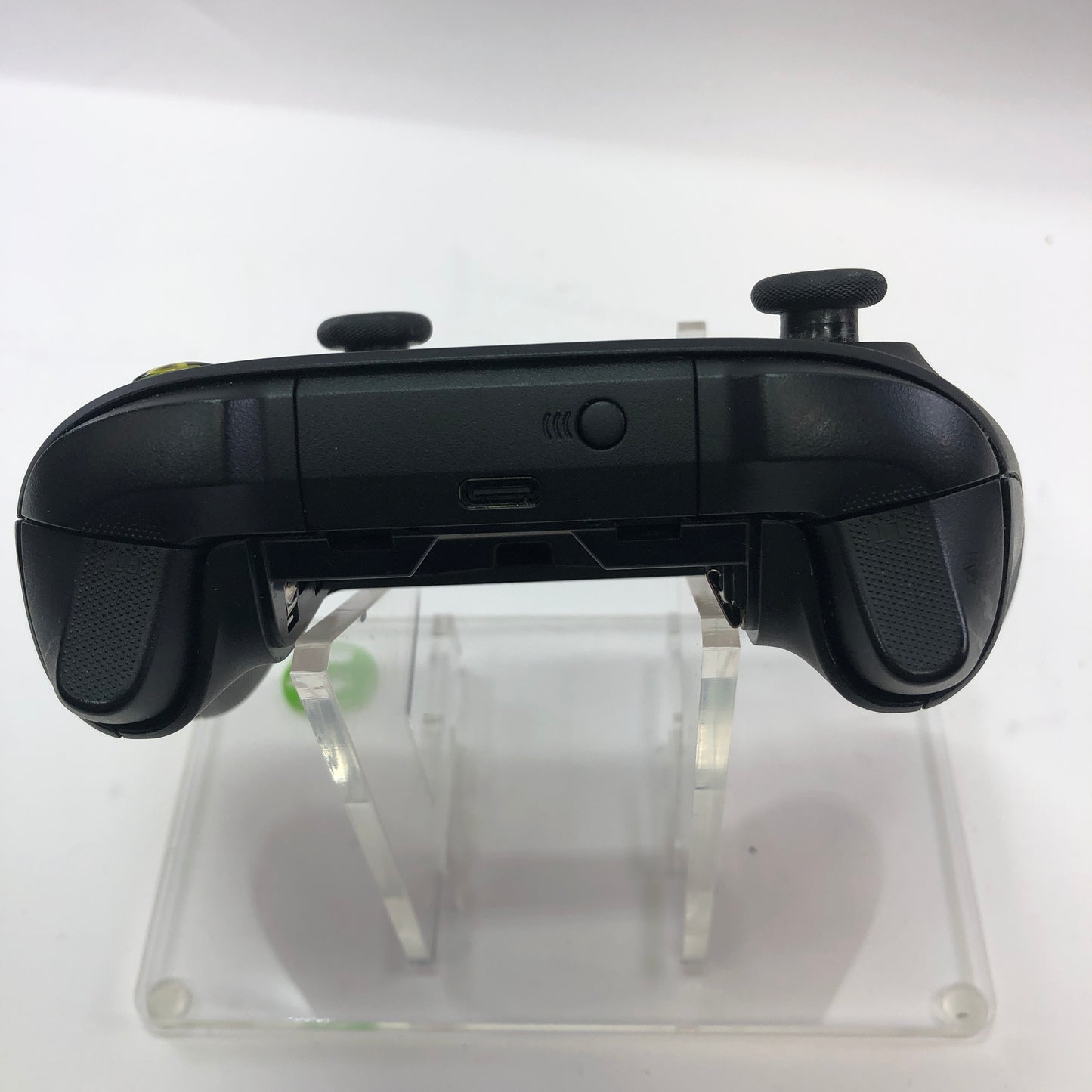 Used Lot of 4 Microsoft Xbox One Wireless Controllers Tested and Working
