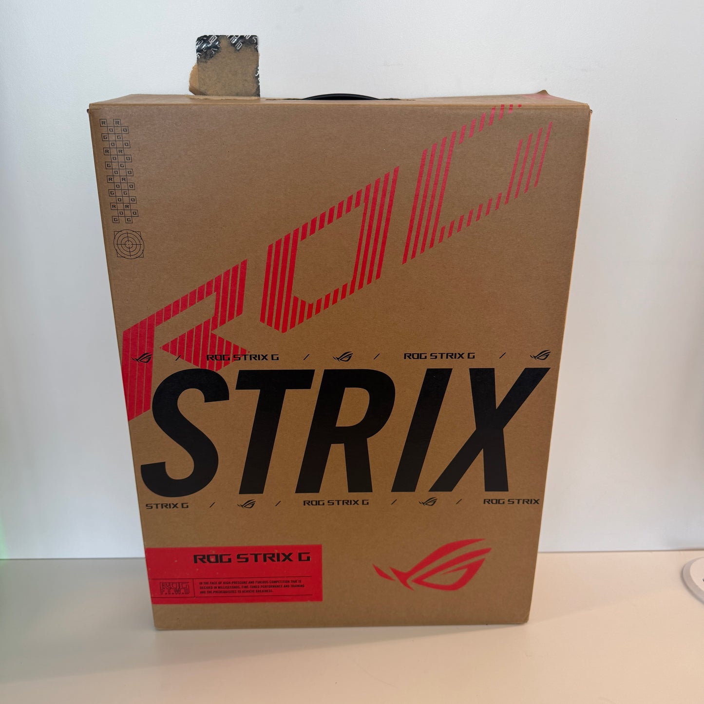 ROG Strix G i9-13980HX 2.20GHz 16GB RAM 1TB SSD Intel GeForce RTX 4070 Open Box 