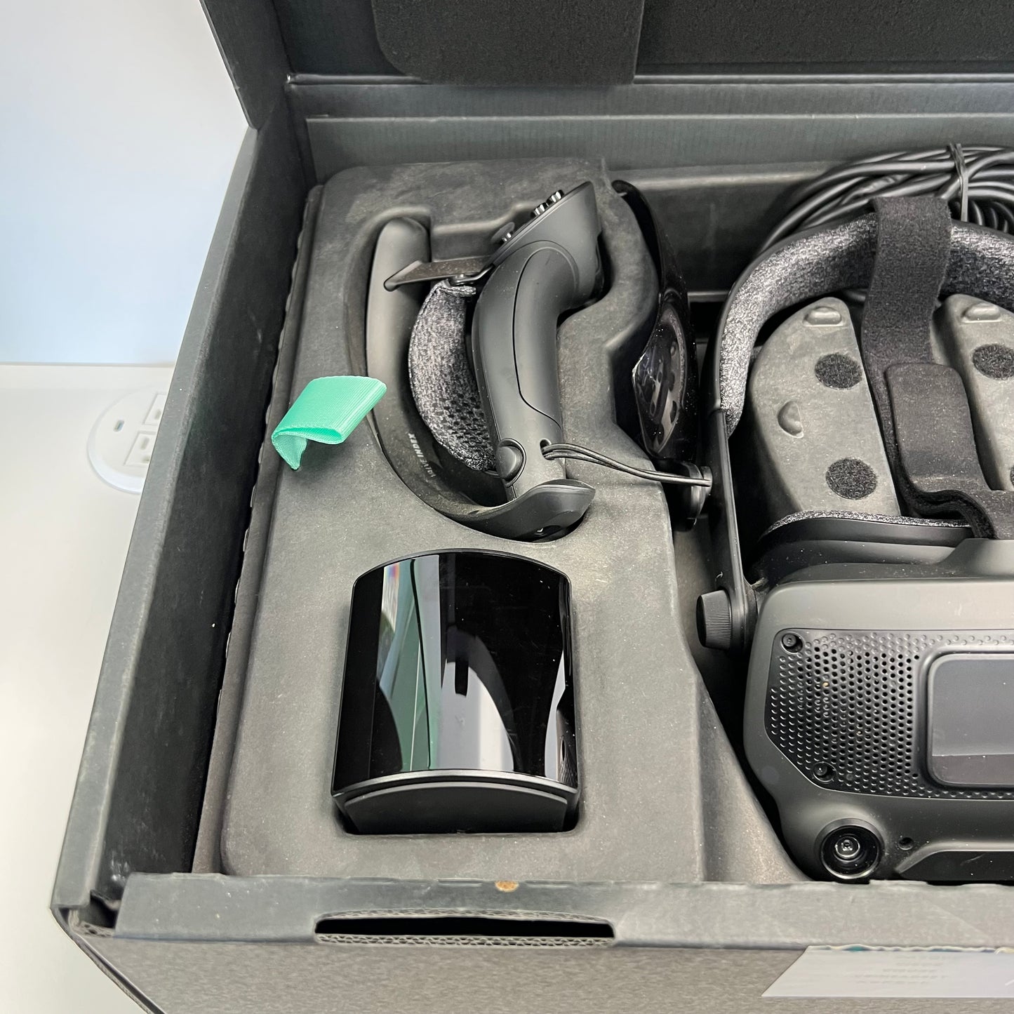Valve Index VR Kit PC VR Headset
