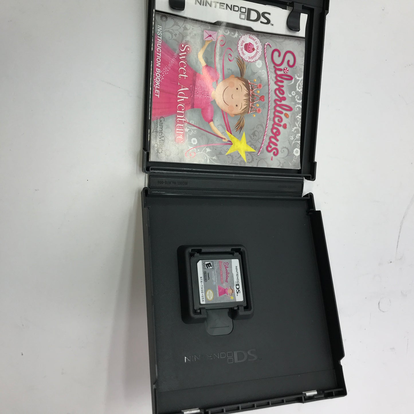 Lot of 17 Broken or Incomplete Games [Xbox 360, Sega Genesis, and More] READ