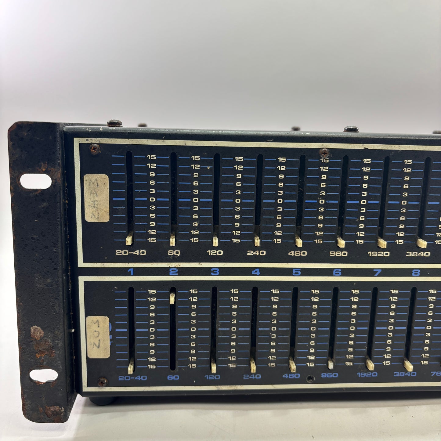 Tapco 2200 Graphic Equalizer
