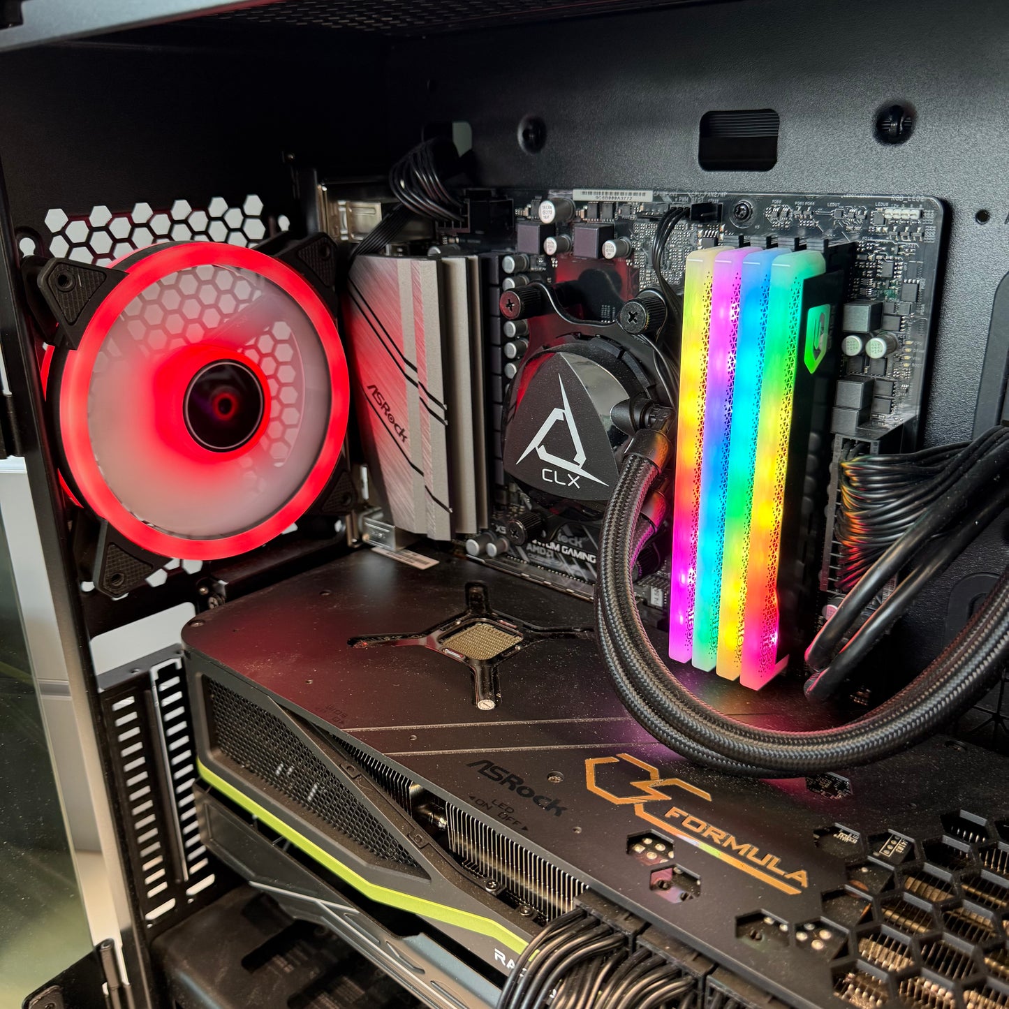 CLX Custom Gaming PC AMD Ryzen 9 5950X 64GB RAM & AMD Radeon RX 6950XT