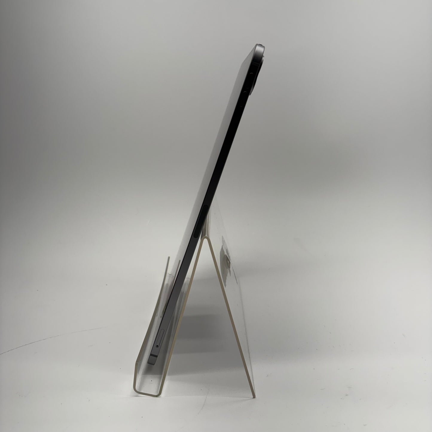Unlocked Apple iPad Pro 11" 4th Gen 128GB Silver MP553LL/A