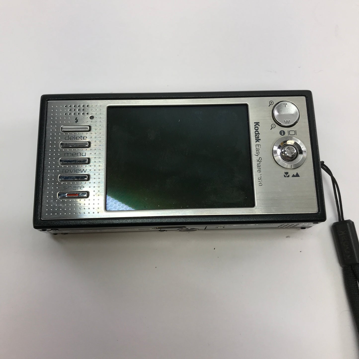 Lot of 7 Broken Digital Cameras [Nikon, Sony, Kodak and Minolta] No Power READ