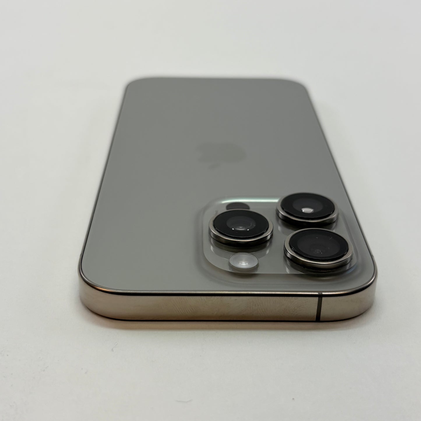 Factory Unlocked Apple iPhone 16 Pro 128GB Natural Titanium MYMD3LL/A