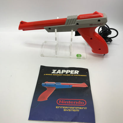 Nintendo NES Zapper Controller NES-005 Orange w Manual and Mario/Duck Hunt