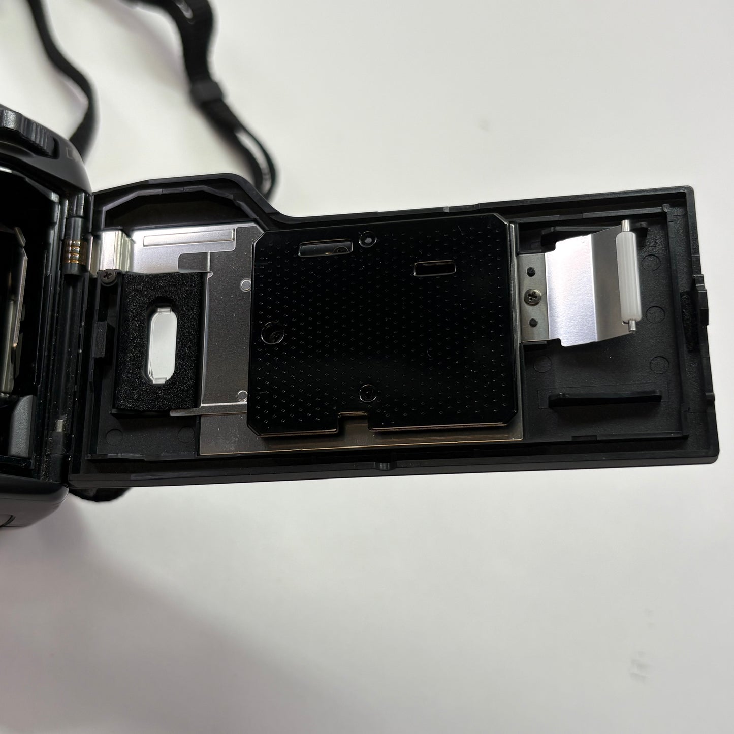 Pentax Zoom 105-R 35MM Film Camera
