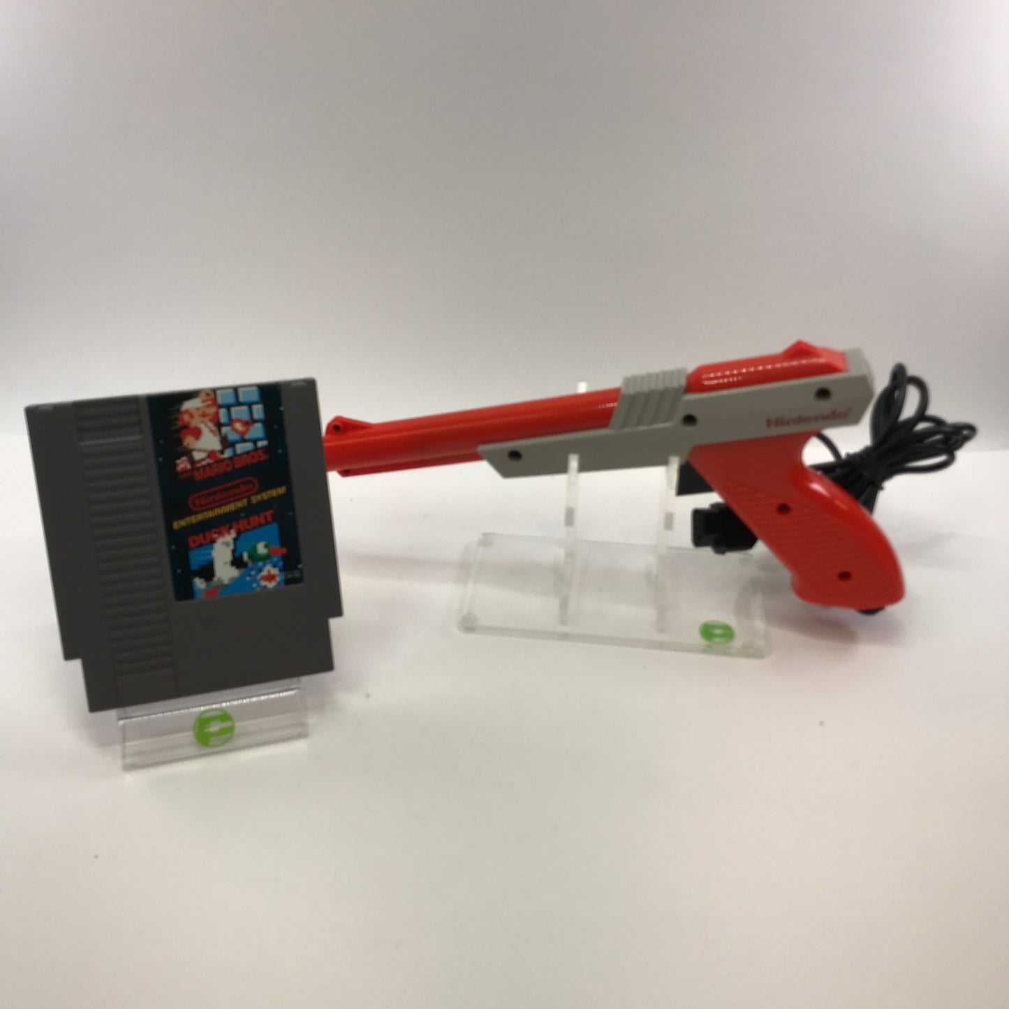 Nintendo NES Zapper Controller NES-005 Fire Orange Working w Duck Hunt