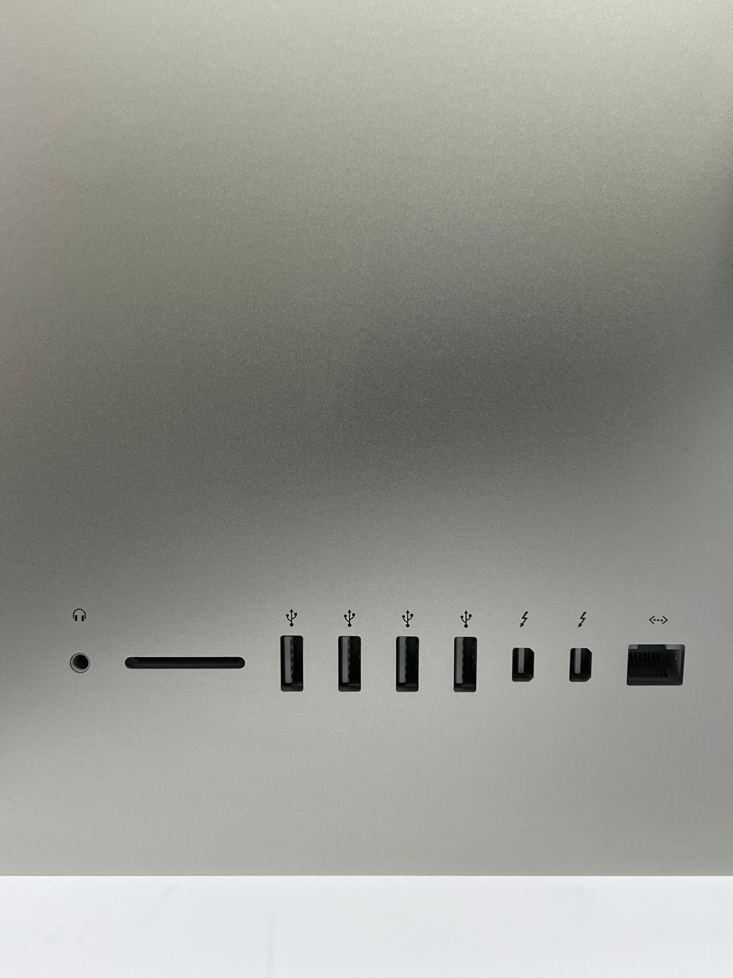 2015 Apple iMac 21.5" i7 3.1GHz 8GB RAM SSD Silver A1419