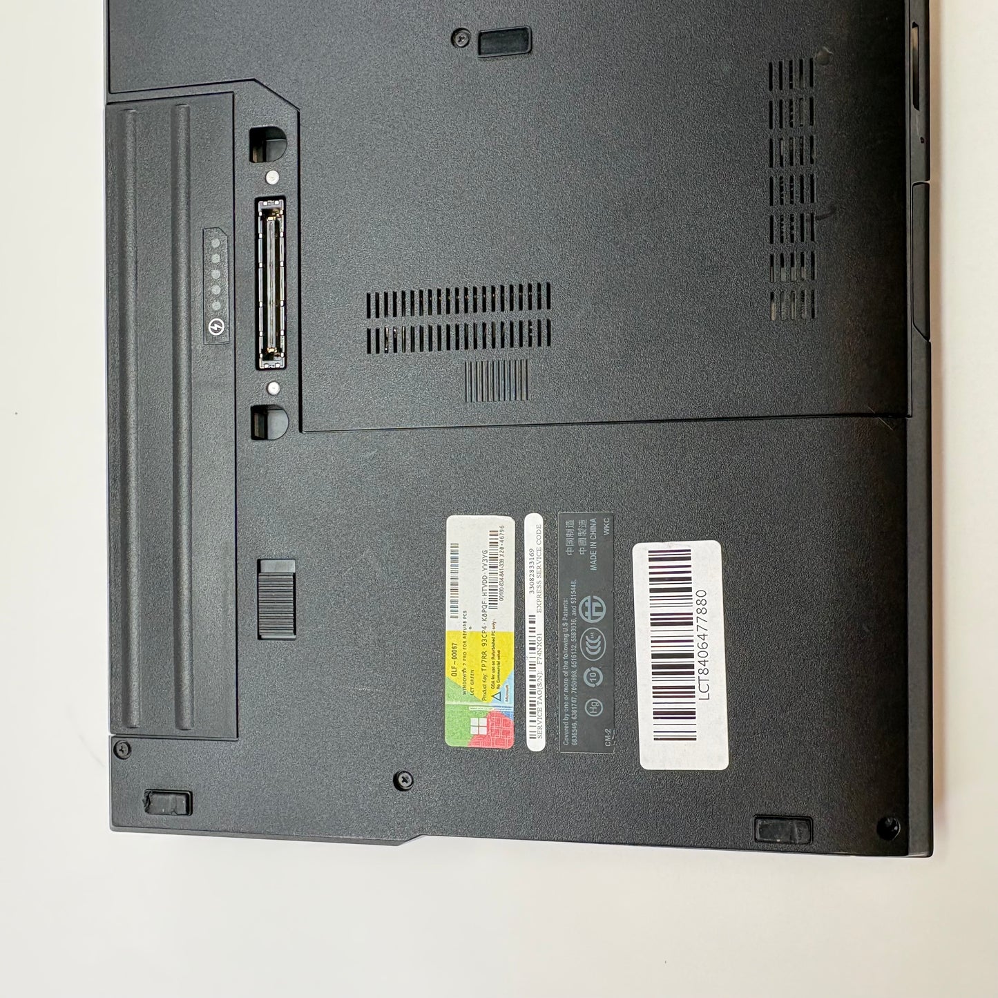 Broken Dell Latitude E5500 Core 2 Duo 1.8GHz 2GB RAM NO HDD PARTS ONLY