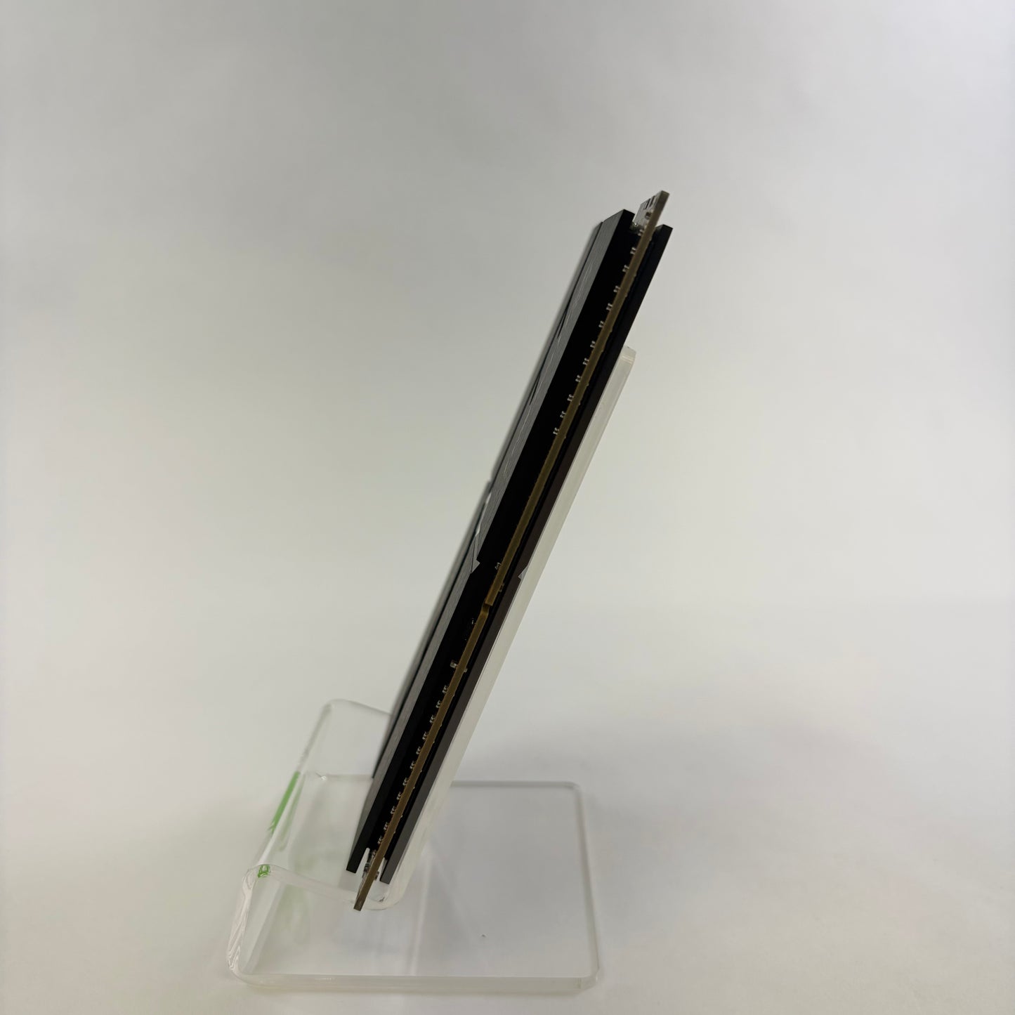 G.Skill TridentZ RGB Series 16GB (2x8GB) RAM DDR4 3200MHz F4-3200C16D-16GTZR