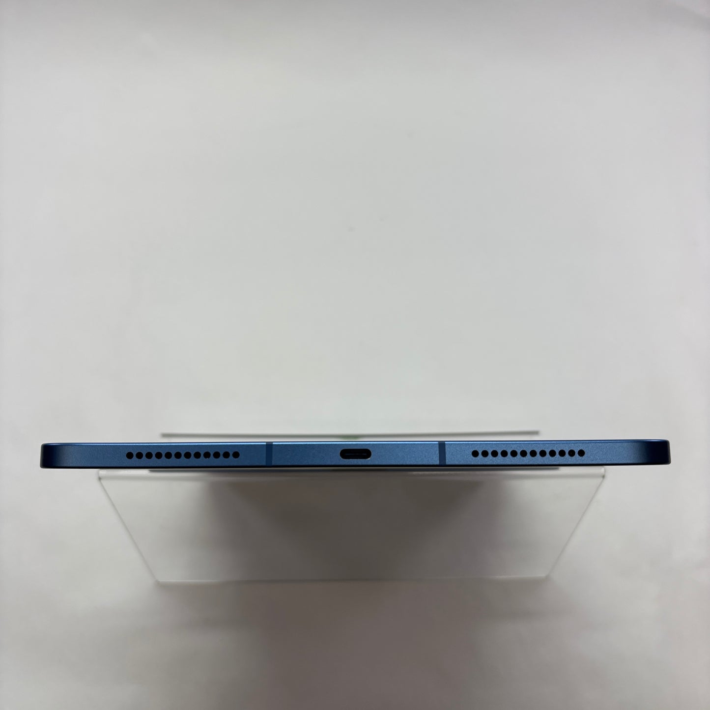 Unlocked Apple iPad 10th Gen 64GB Blue MQ6K3LL/A