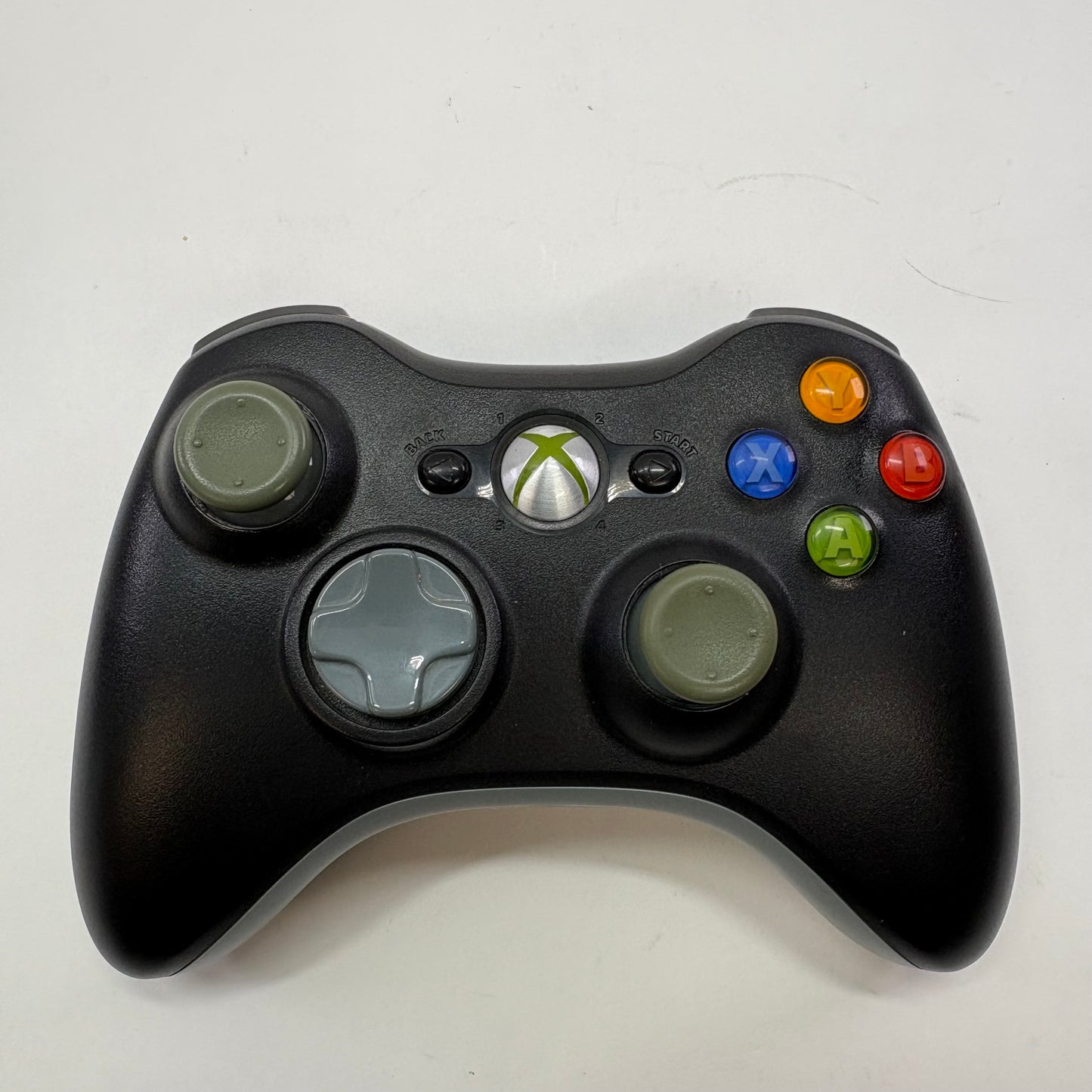 Microsoft Xbox 360 S 250GB Console Gaming System Black 1439