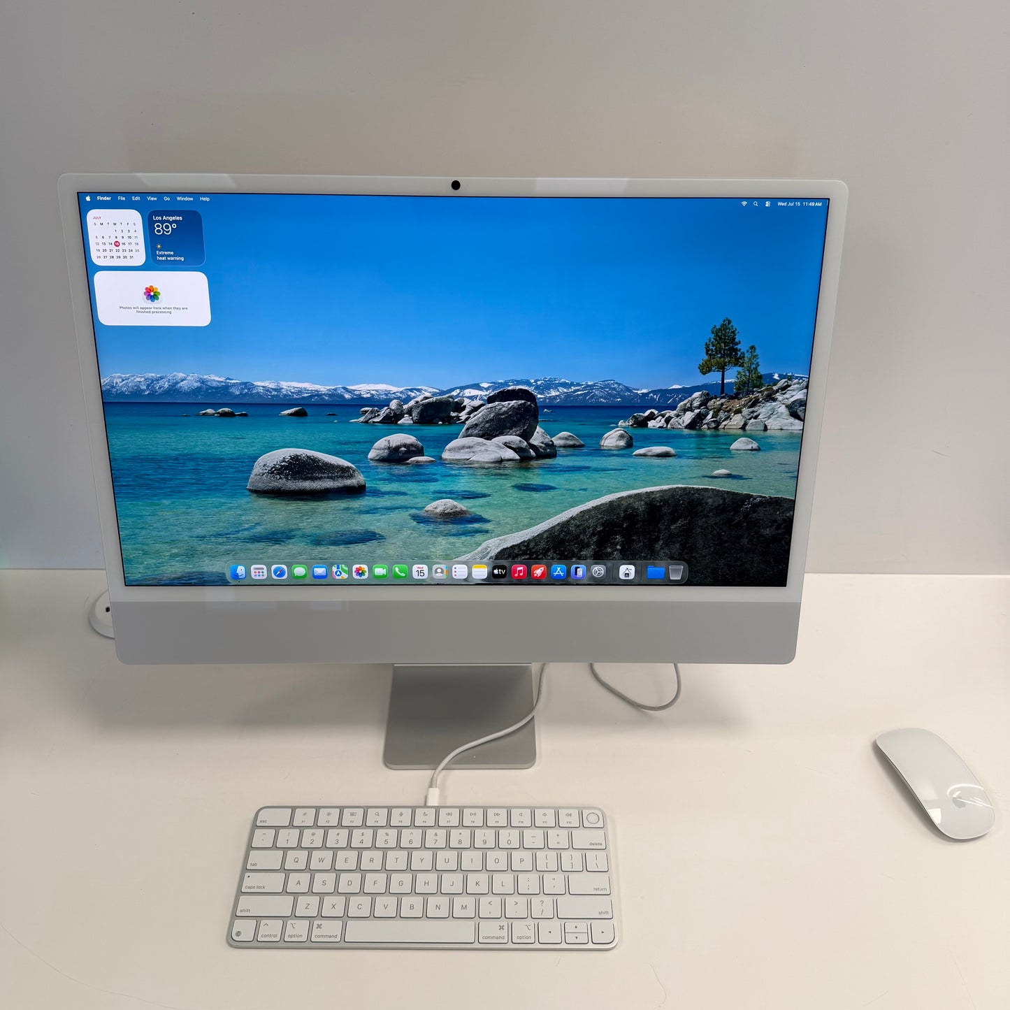 2024 Apple iMac 24" M4 10 Core 4.5GHz 16GB RAM 256GB SSD Silver A3137