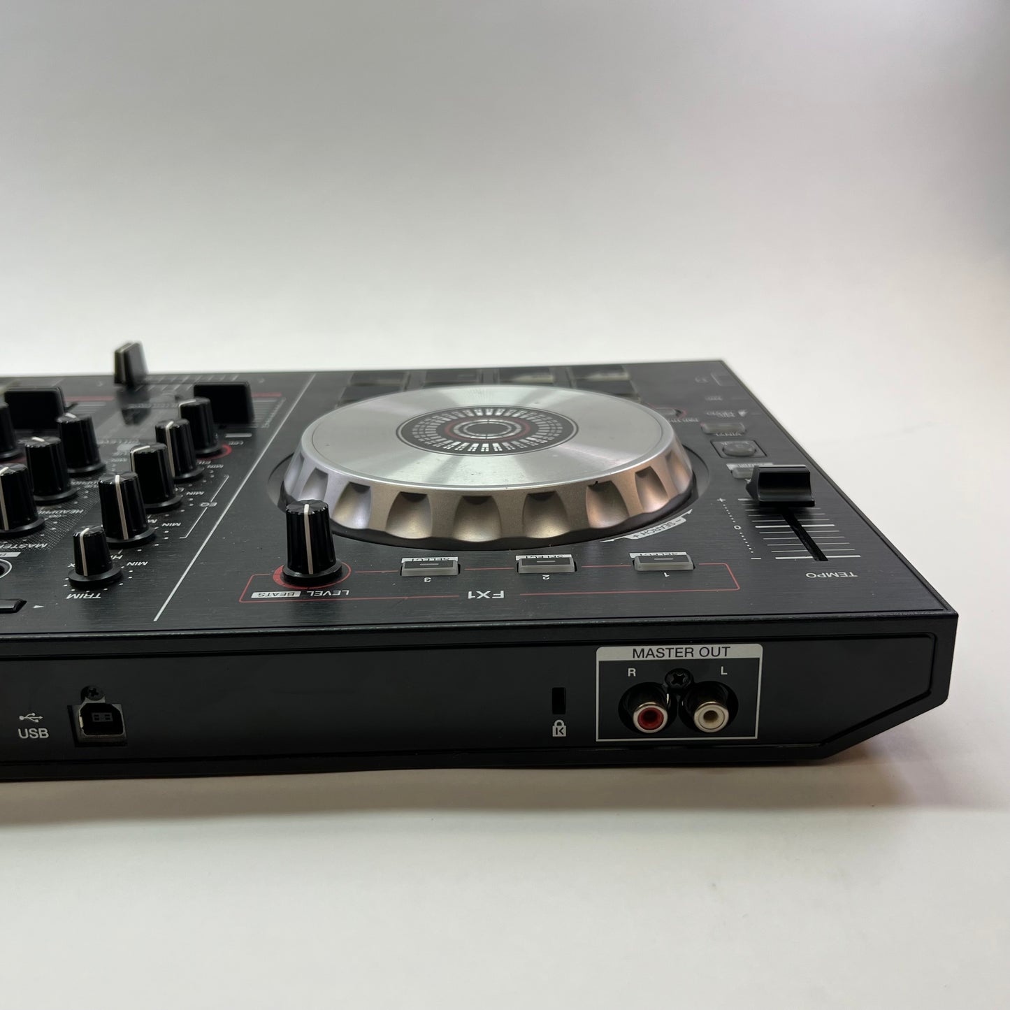 Pioneer DJ DDJ-SB2 2-Channel Dual Deck Controller