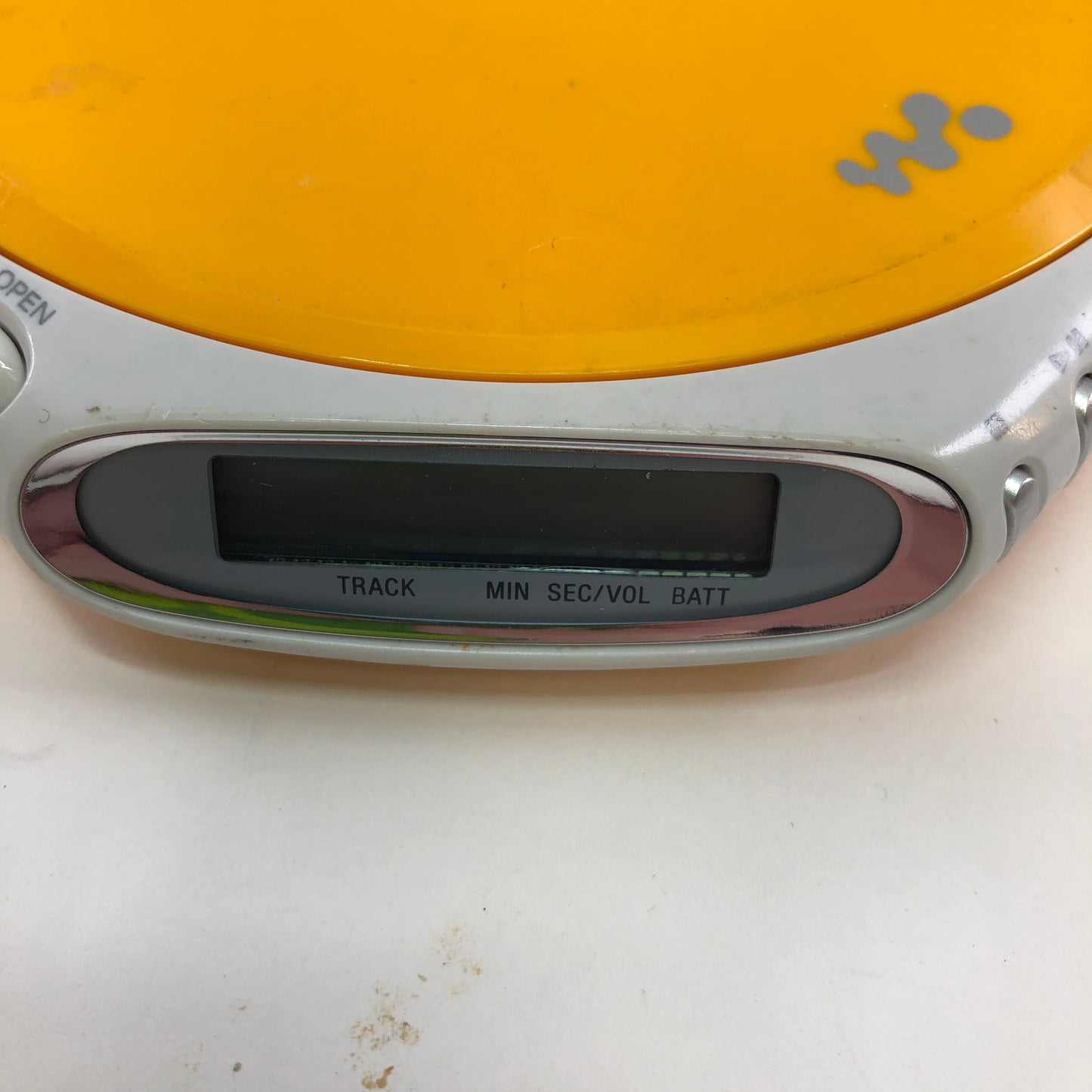 Sony D-EJ360 CD Walkman Yellow PSYC Tested and Working G-Protection