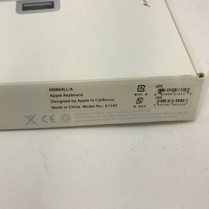 Apple Keyboard MB869LL/A Silver Tested and Working w Original Box