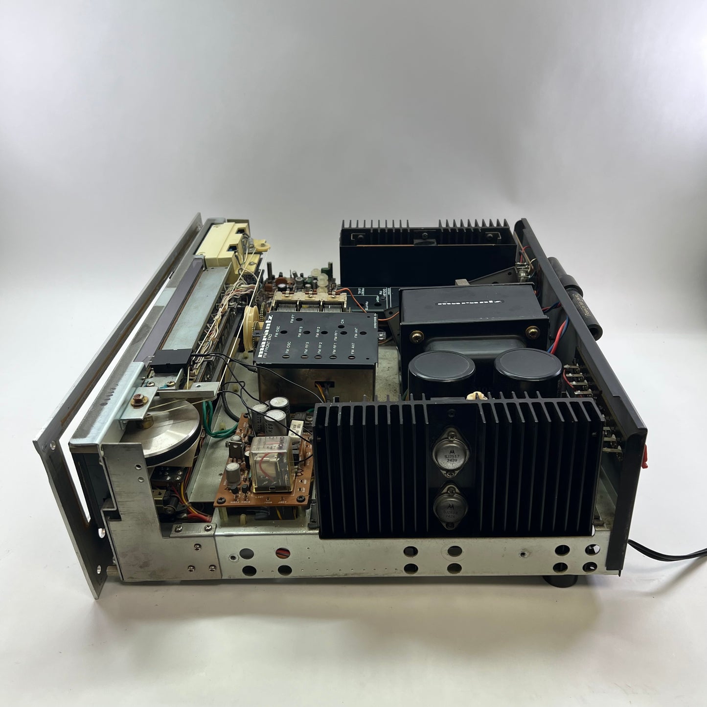Broken Marantz 2275 Stereophonic Receiver Read Description