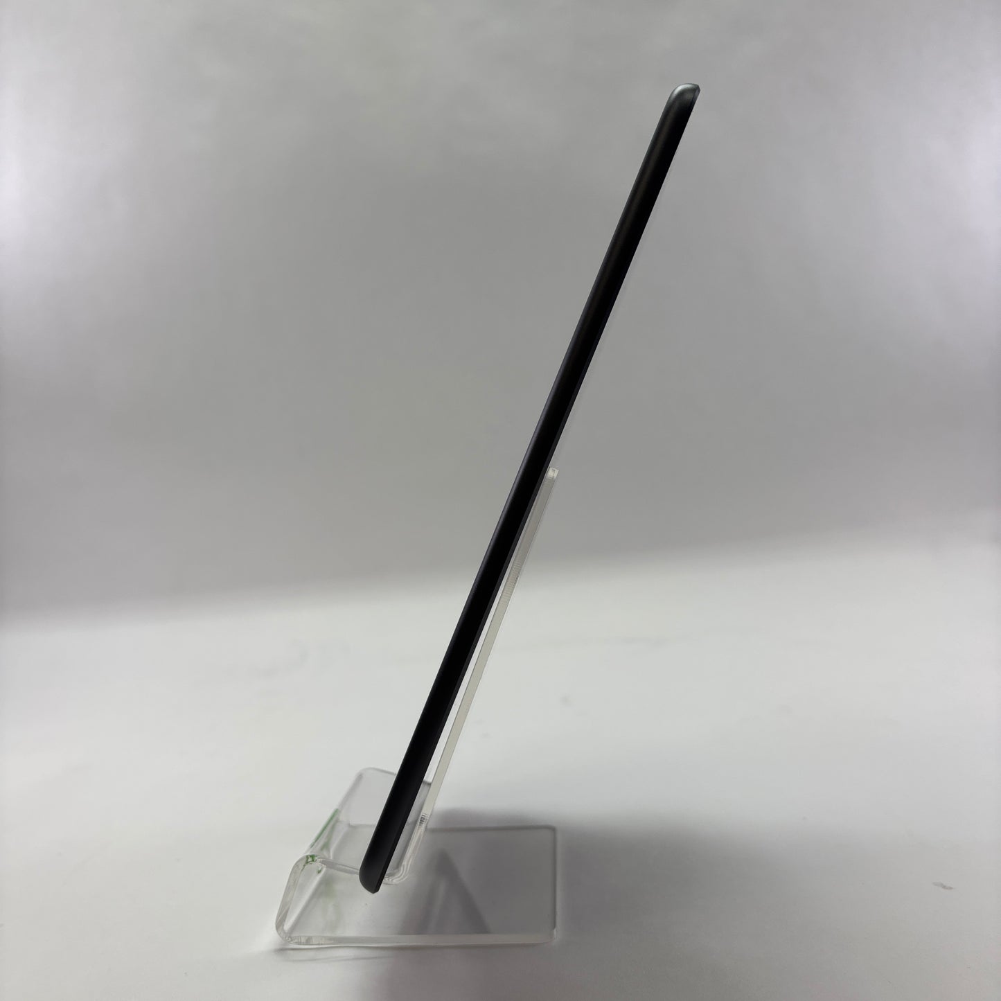 WiFi Only Apple iPad Mini 5th Gen 64GB Silver MUQW2LL/A