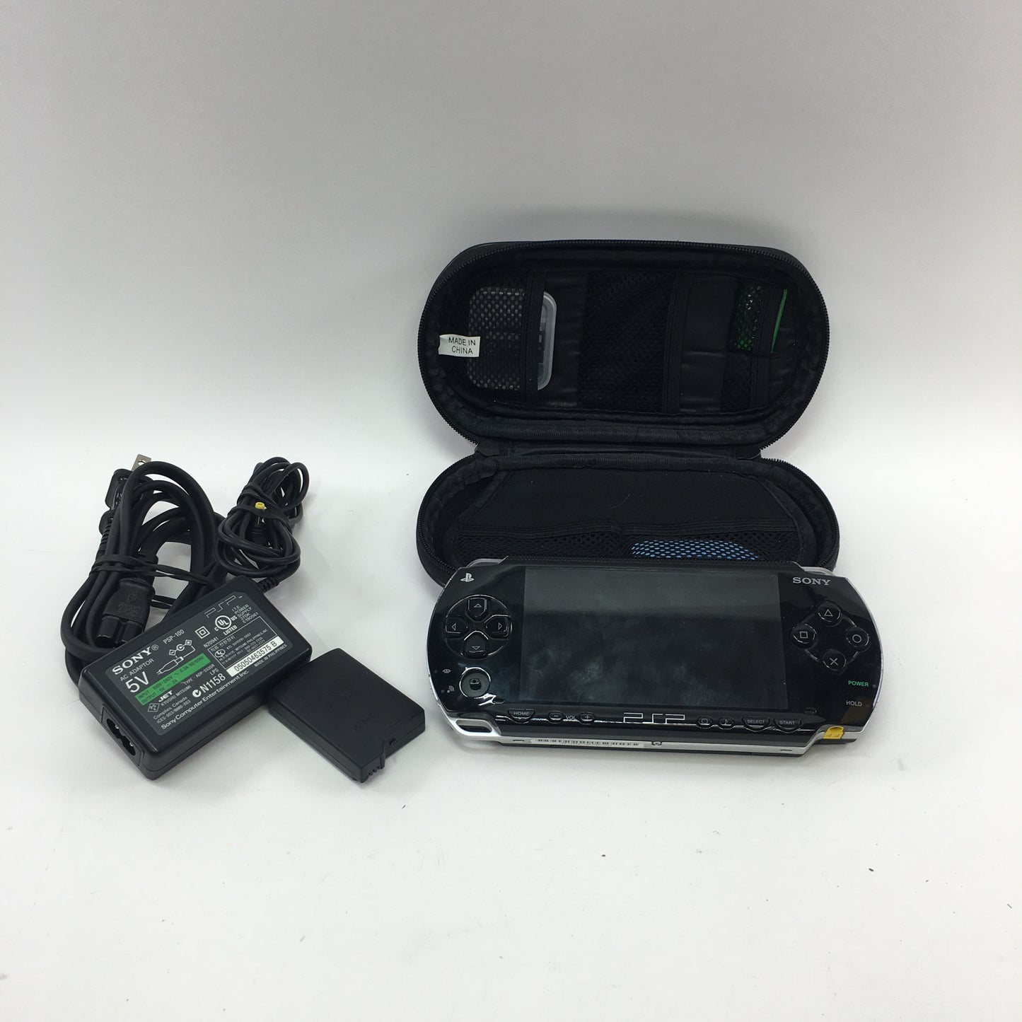 Broken Sony Playstation Portable PSP PSP-1001 Handheld Game System Only READ