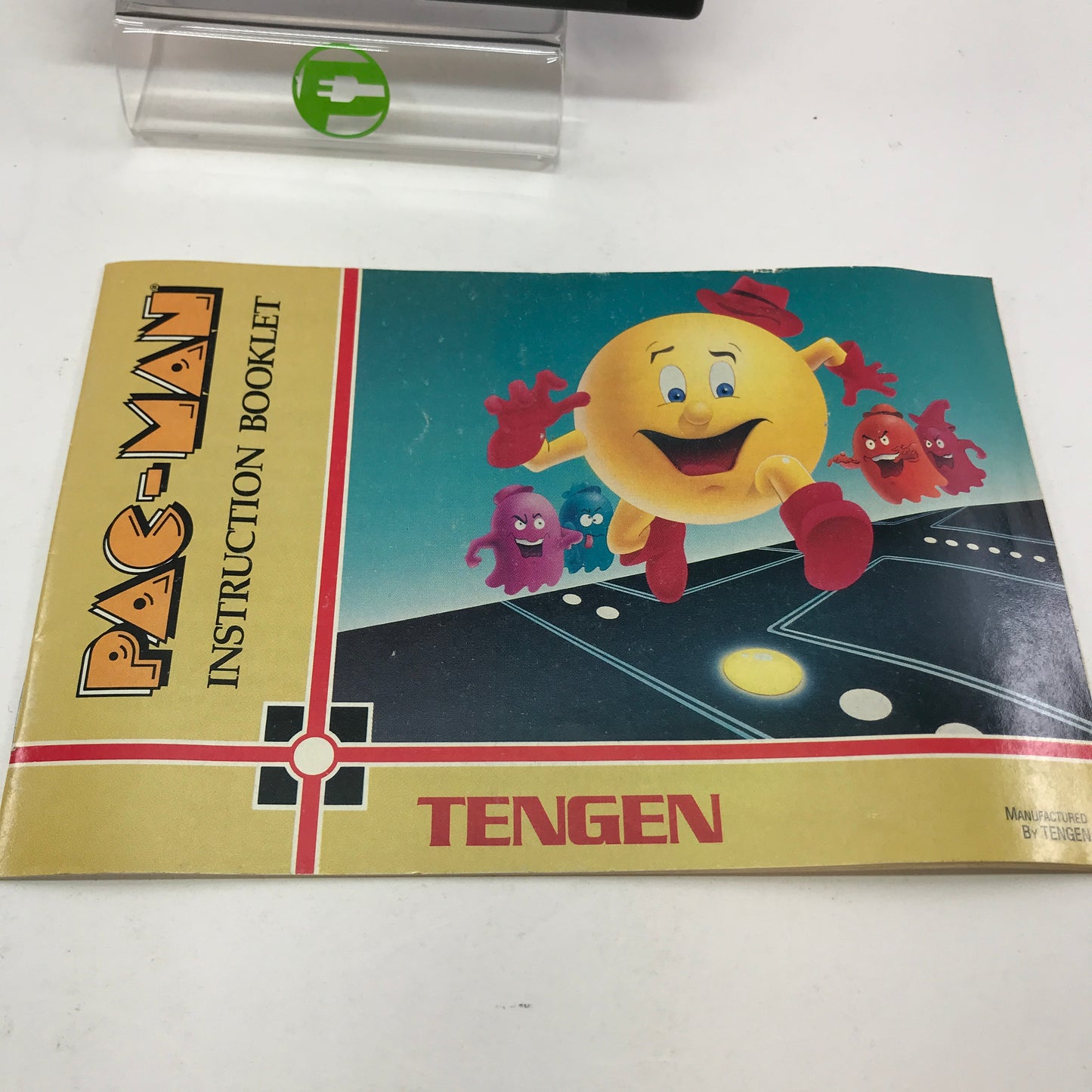 Pac-Man [Tengen] (Nintendo NES, 1986) w Tengen Dust Cover and Manual