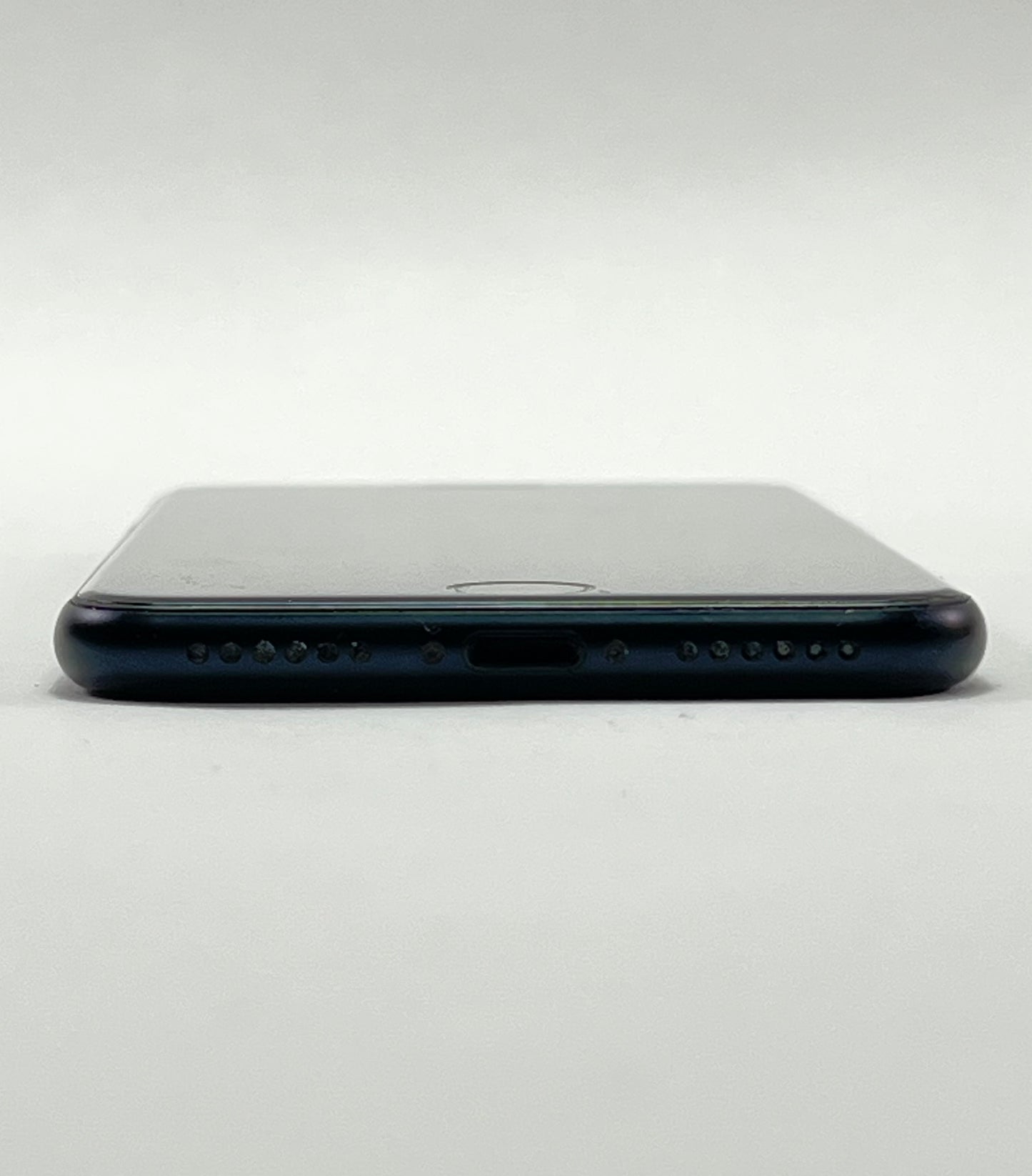 Factory Unlocked Apple iPhone SE 3rd Gen 64GB Midnight MNA93LL/A