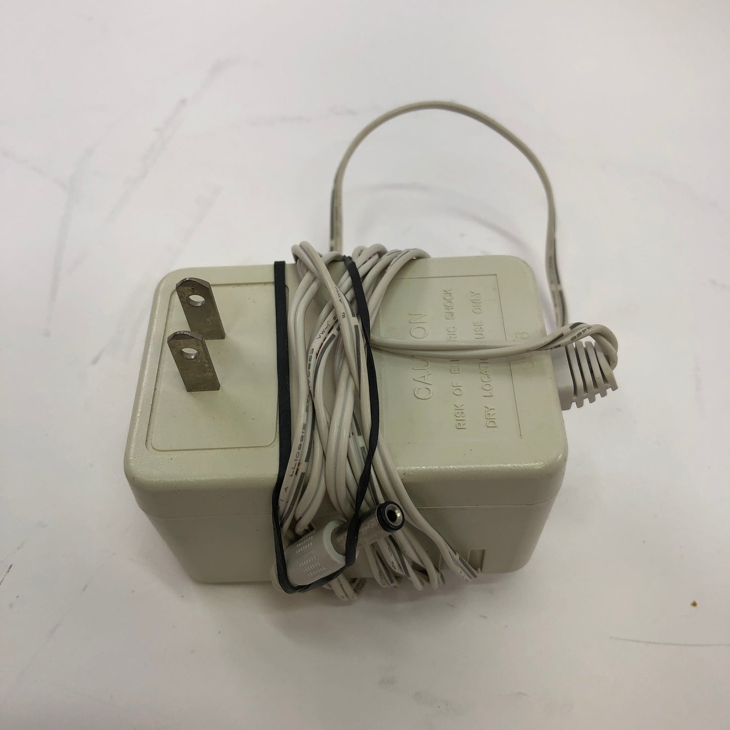 Tivoli Audio isongbook AM/FM Alarm Clock Radio w Extension Speaker