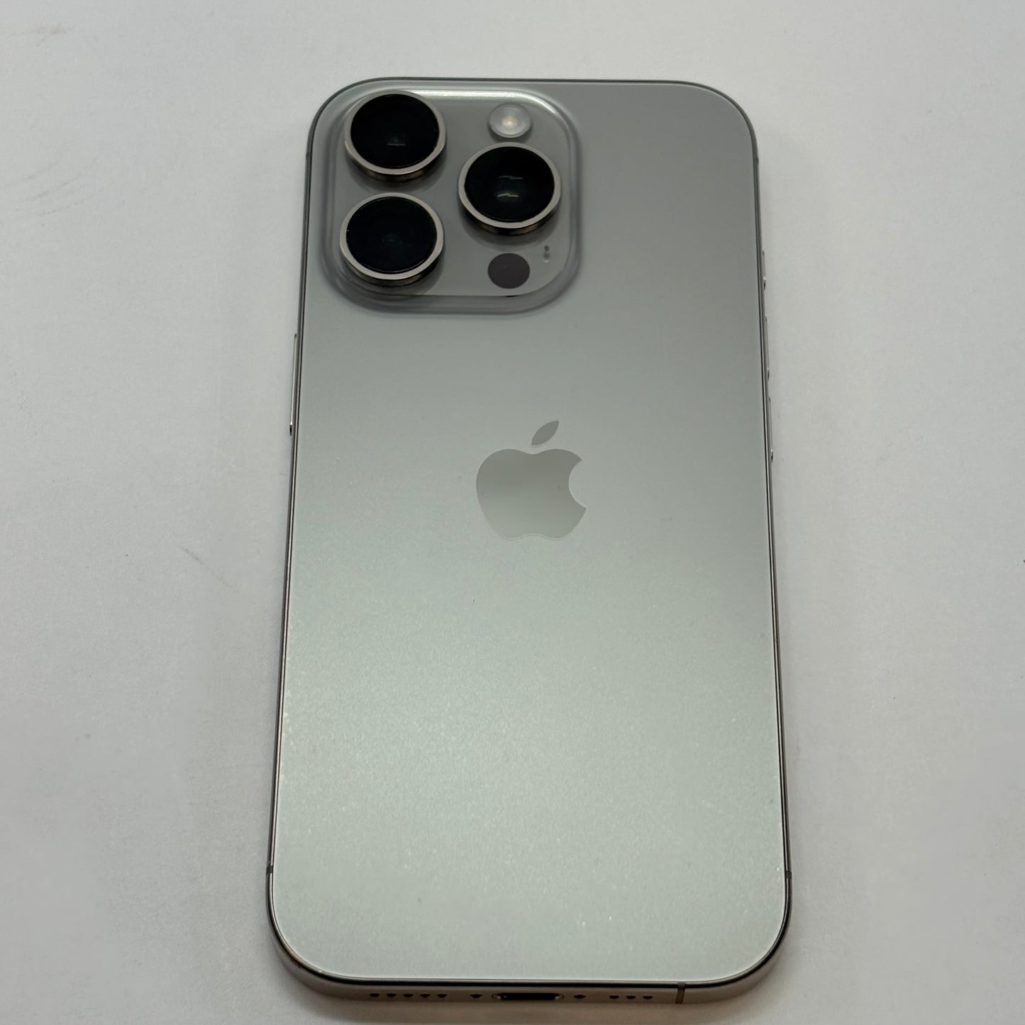 Factory Unlocked Apple iPhone 16 Pro 128GB Natural Titanium MYMD3LL/A