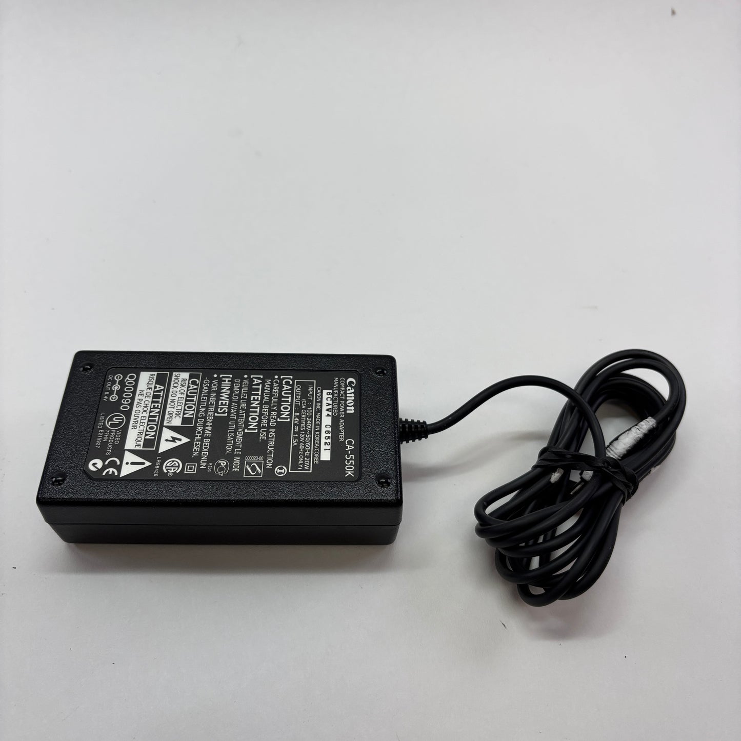 Canon ES8600 0.27MP Hi8 Analog camcorder