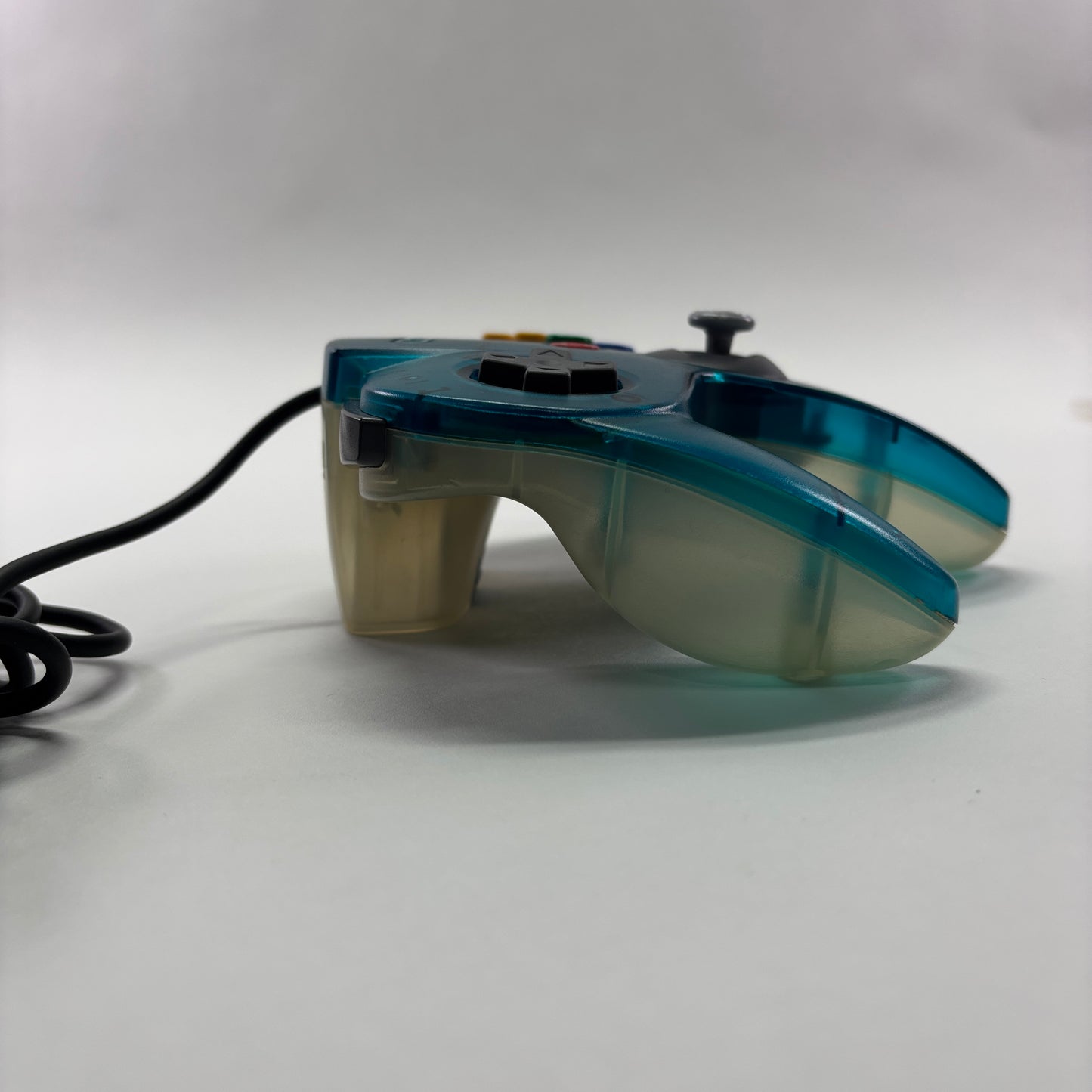 Nintendo 64 N64 Video Game Console And Controller NUS-001 Ice clear blue