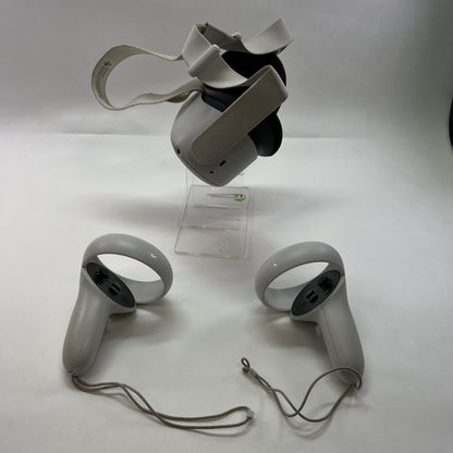 Broken Oculus Quest 2 256GB KW49CM HAS DARK SPOT ON LCD DISPLAY