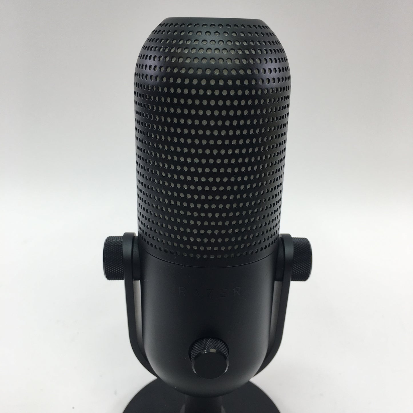 Razer Seiren v3 Chroma USB Microphone RZ-190506