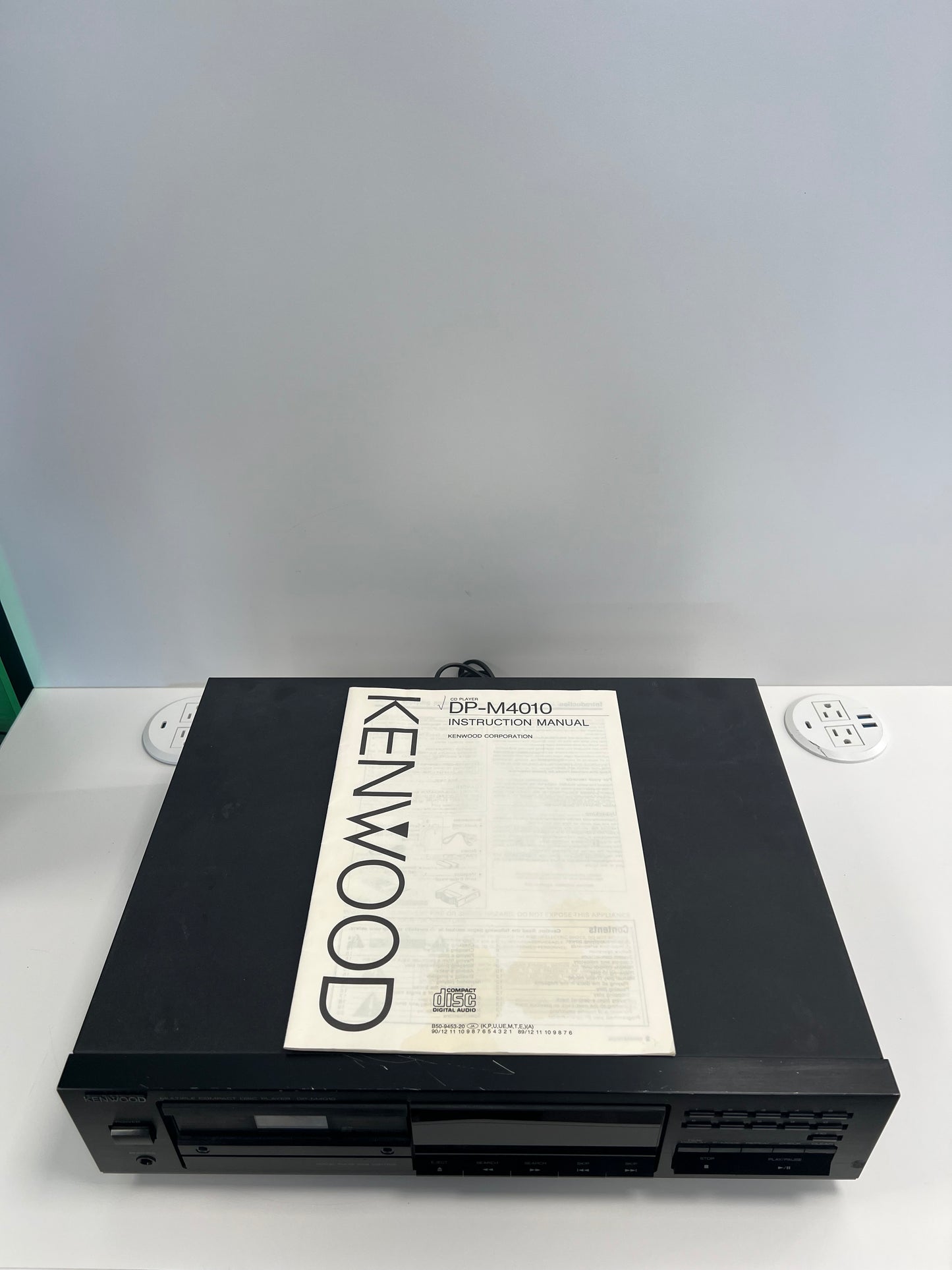 Kenwood DP-M4010 Multi-compact Disc Player