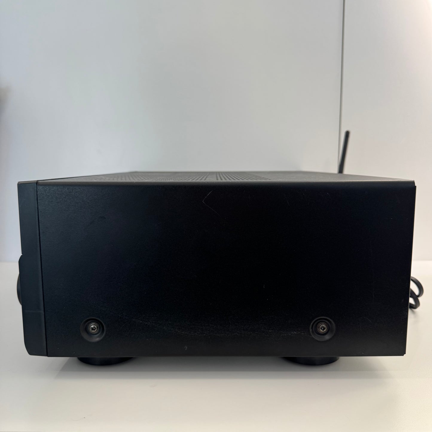 Yamaha RX-V677 AV Receiver