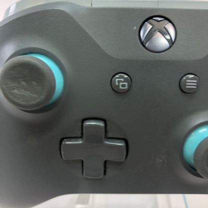 Used Lot of 5 Microsoft Xbox One Wireless Controllers Tested and Working