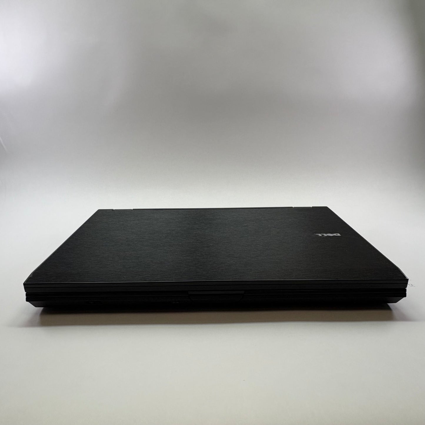 Broken Dell Latitude E5500 Core 2 Duo 1.8GHz 2GB RAM NO HDD PARTS ONLY