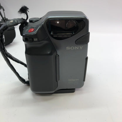 Sony Handycam Camcorder CCD-SC5 w/ Carrying Bag and Original Manuals