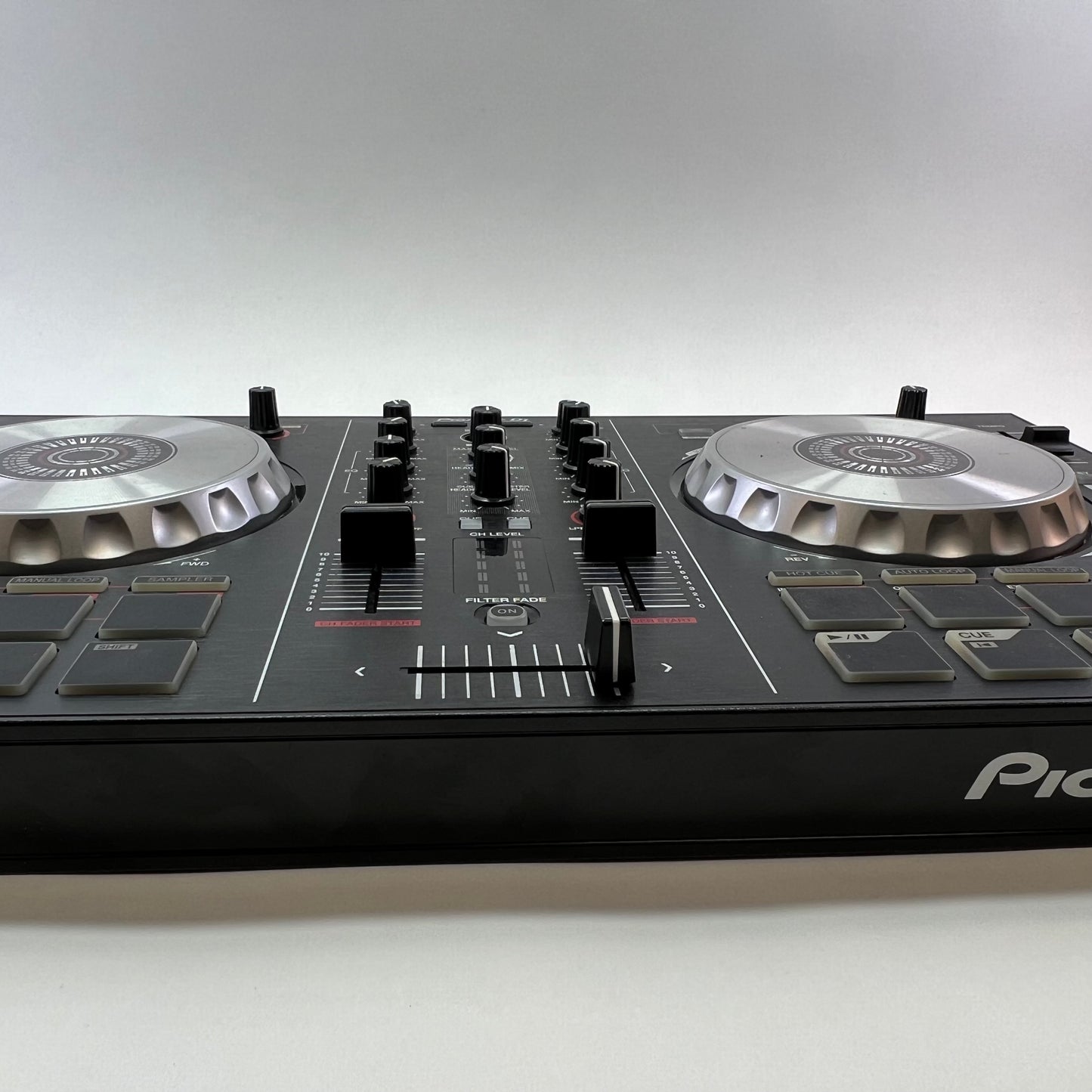 Pioneer DJ DDJ-SB2 2-Channel Dual Deck Controller