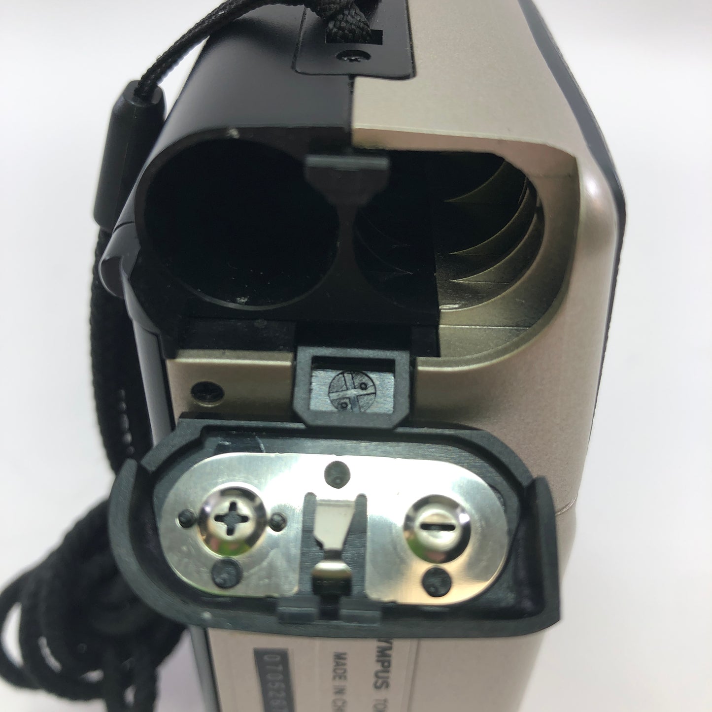 Olympus DX Trip MD 3 35MM Film Camera Black and Gold 34mm Lense