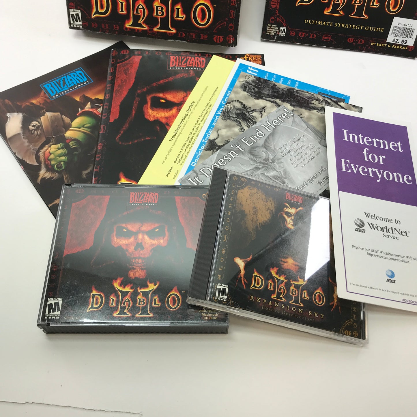 Diablo II (PC, 2000) w/ Lord of Destruction and Strategy Guide, CIB