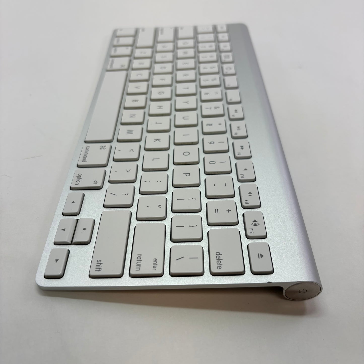 Apple Wireless Keyboard A1314 Silver