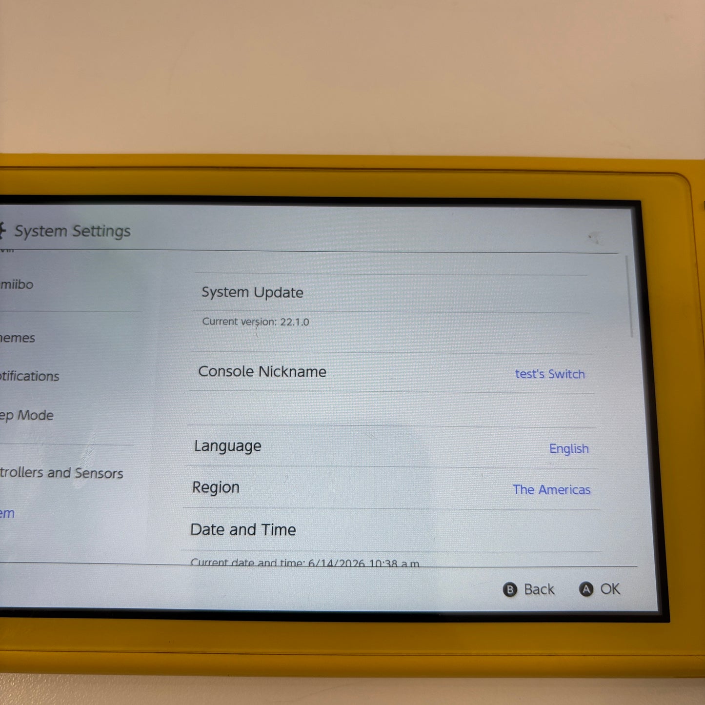Nintendo Switch Lite Handheld Game Console Only HDH-001 Yellow