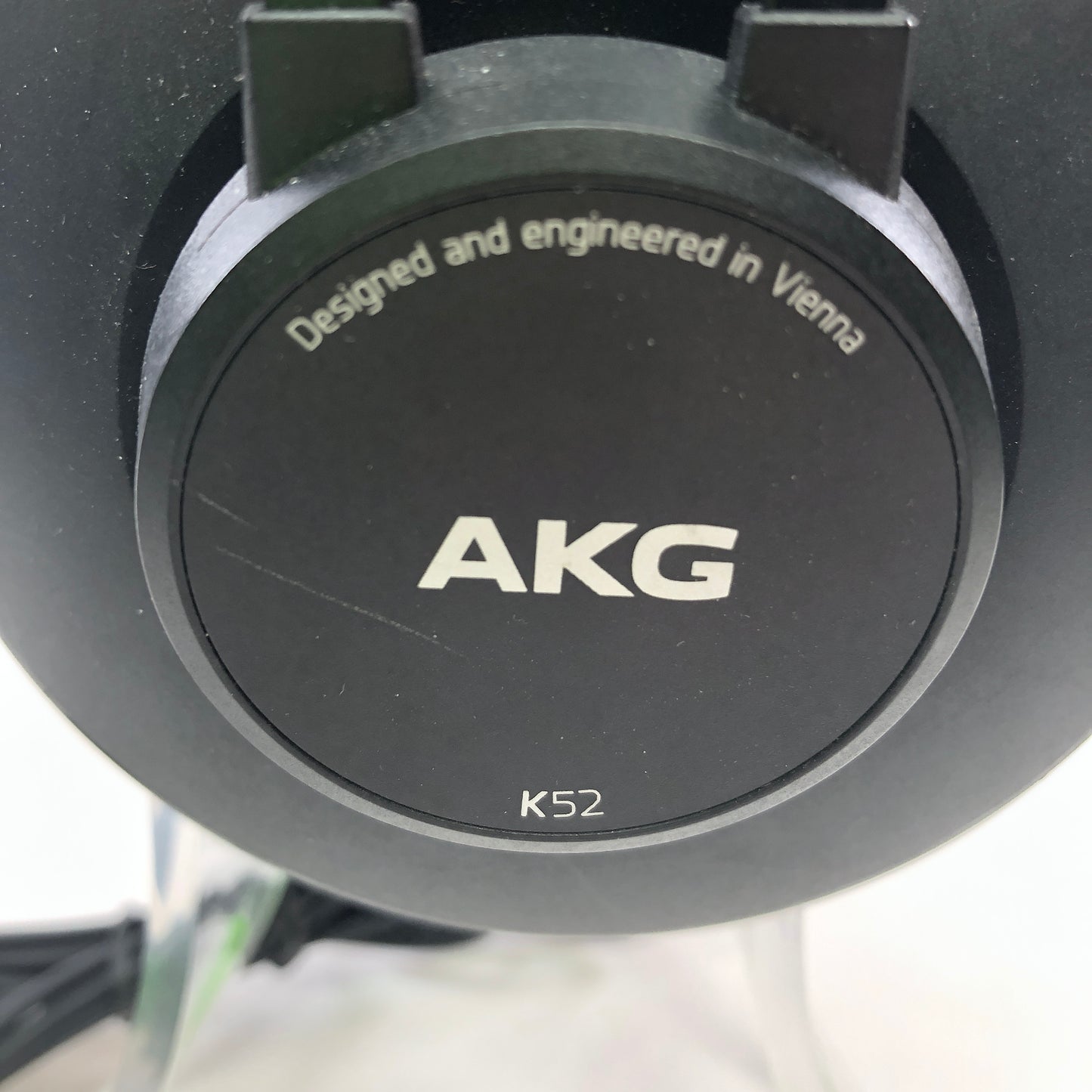 AKG K52 Professional Studio Headphone Black Tested and Working