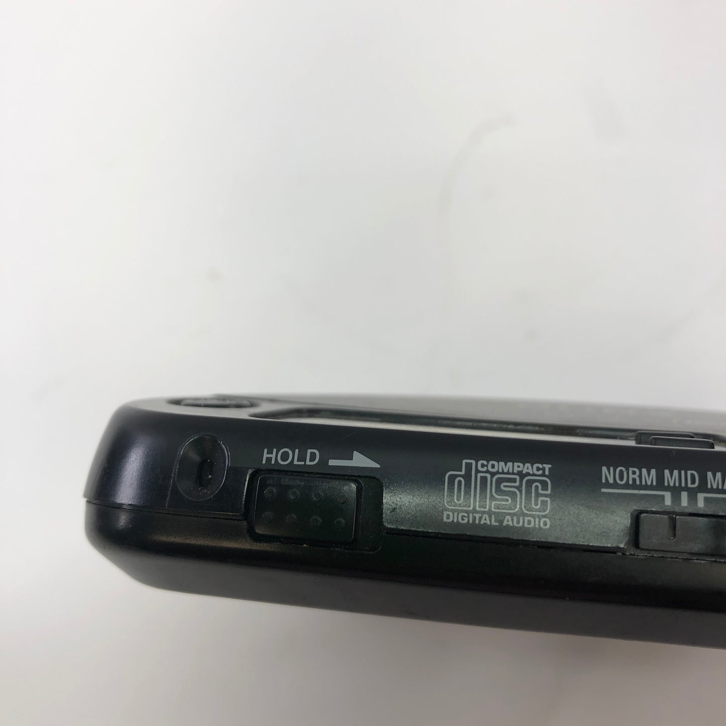 Broken Sony Discman CD Compact Player D-121 MEGA BASS No Power READ