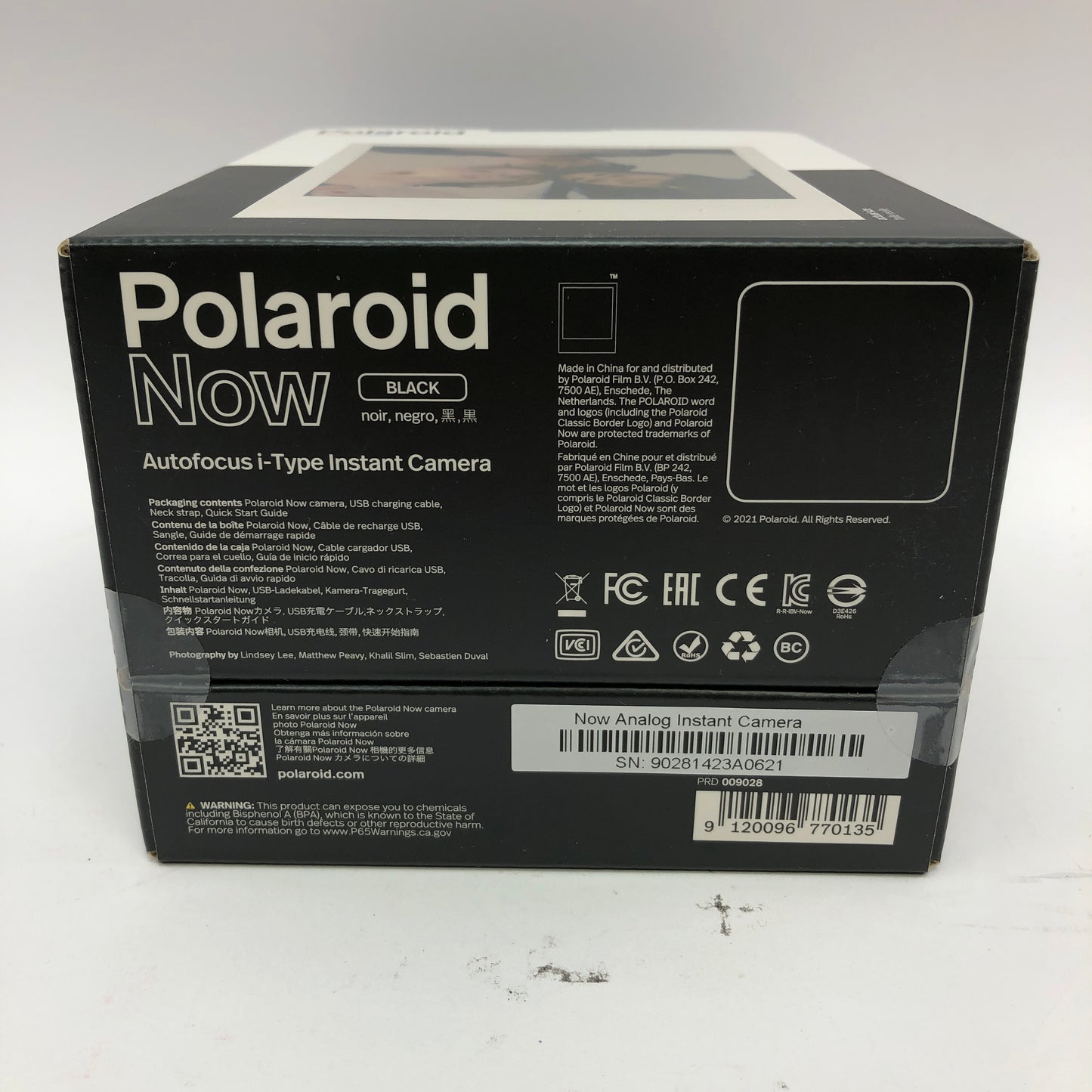 New Polaroid Now Black Autofocus i-Type Instant Camera PRD009028 With Extra Film