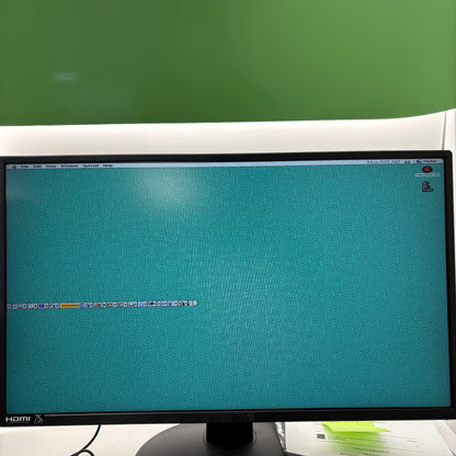 1998 Apple Power Macintosh G3 G3 300-MHz 64MB 6GB HDD Crystal Blue M5183 CIB