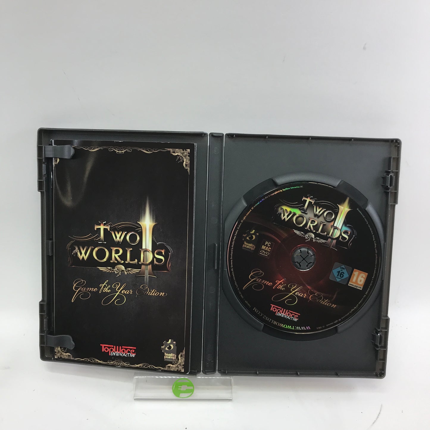 Two Worlds [Collector's Edition] (PC, 1999) w/ Double Sided Map and Pin