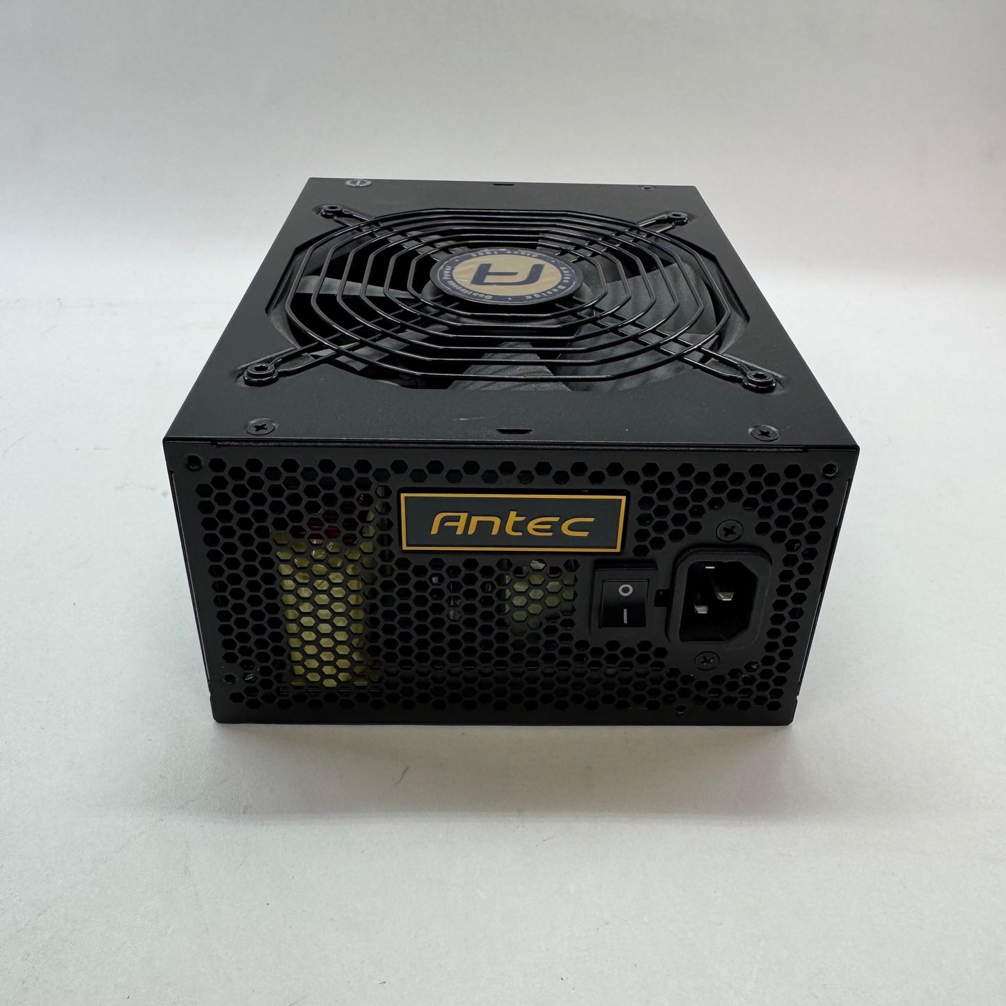 Antec HCP-1000 Platinum 80 Plus Platinum 1000W Fully Modular Power Supply