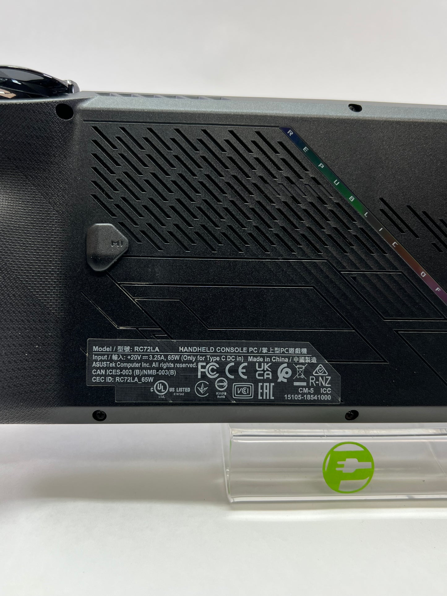 Asus ROG Ally X 7" AMD Ryzen Z1 Extreme 16GB RAM 1TB Black RC72LA-ALLYX.Z1X