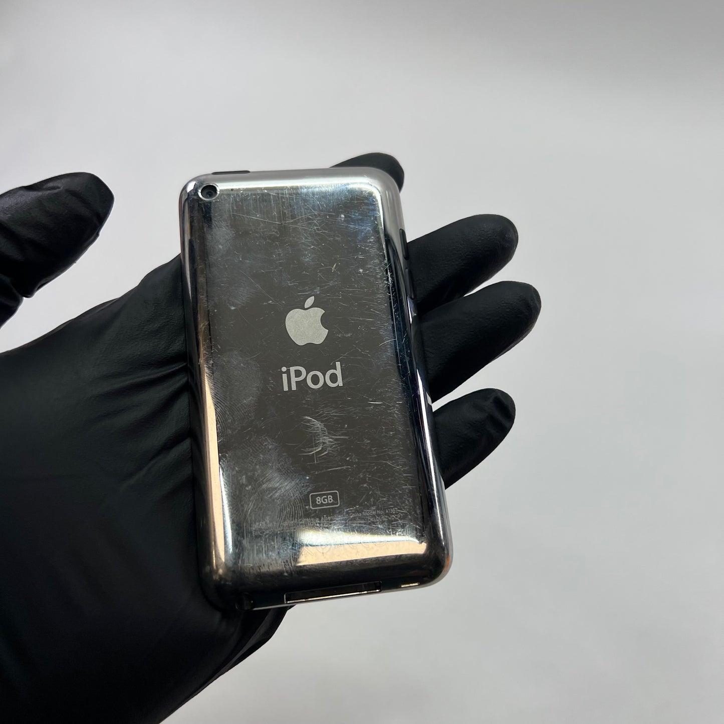 Apple iPod Touch 4th Gen 8GB Black MC540LL/A